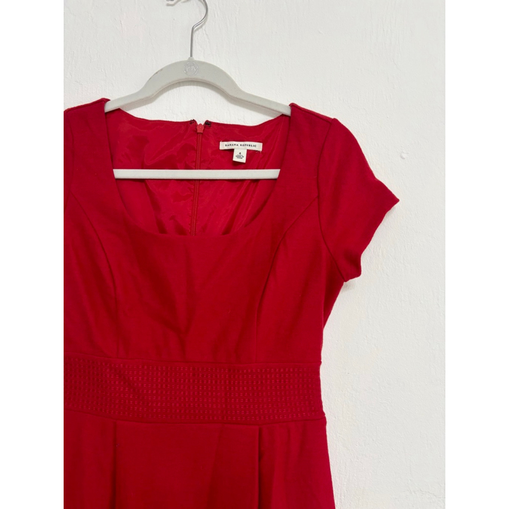 Women's Banana Republic Red Short Sleeve Dress Size 4 Wool - Picture 10 of 10